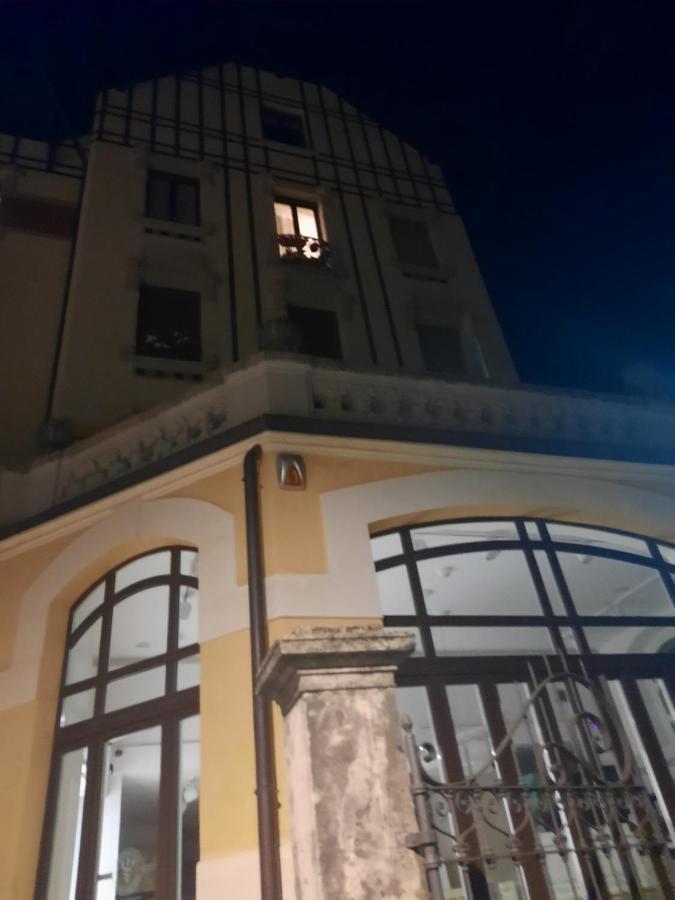 Apartament Bilocale Liberty Viggiù Zewnętrze zdjęcie