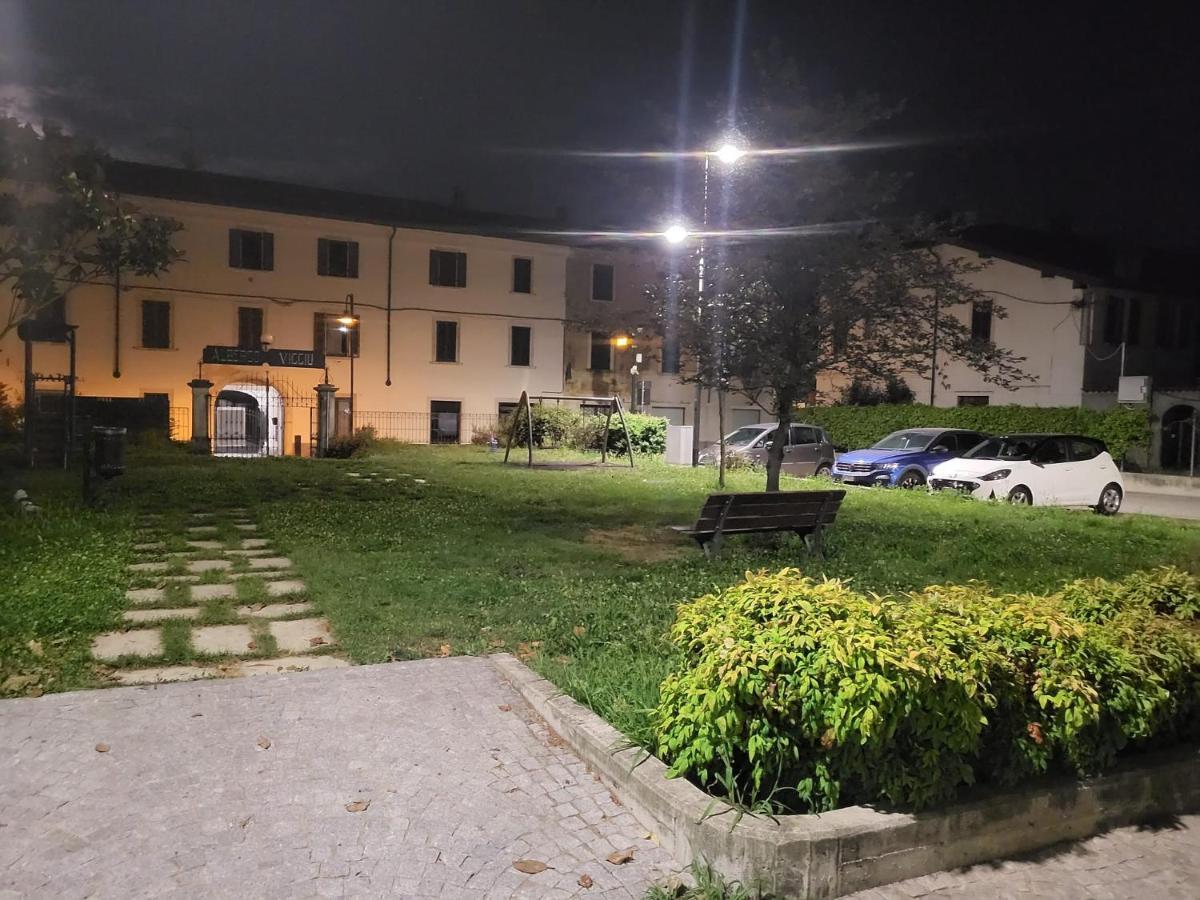 Apartament Bilocale Liberty Viggiù Zewnętrze zdjęcie